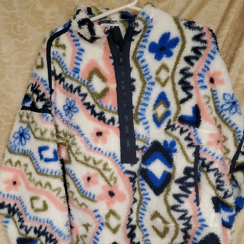 SO Colorful Fleece Pullover